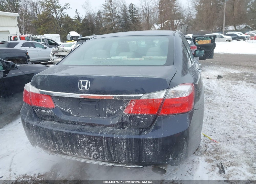 2015 HONDA ACCORD LX VIN: 1HGCR2F33FA210340