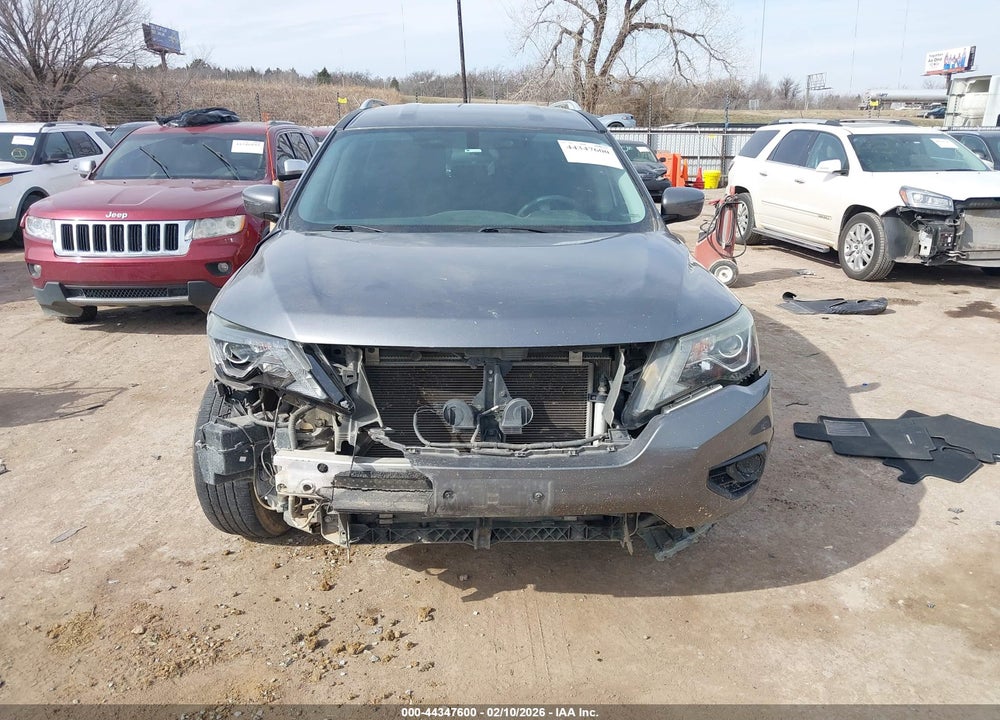 2017 NISSAN PATHFINDER S VIN: 5N1DR2MM8HC908573