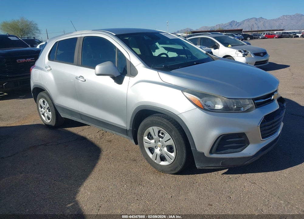 2018 CHEVROLET TRAX LS VIN: KL7CJKSB7JB606175