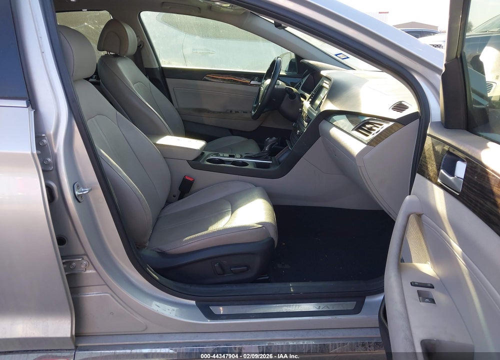 2016 HYUNDAI SONATA LIMITED VIN: 5NPE34AF2GH407225