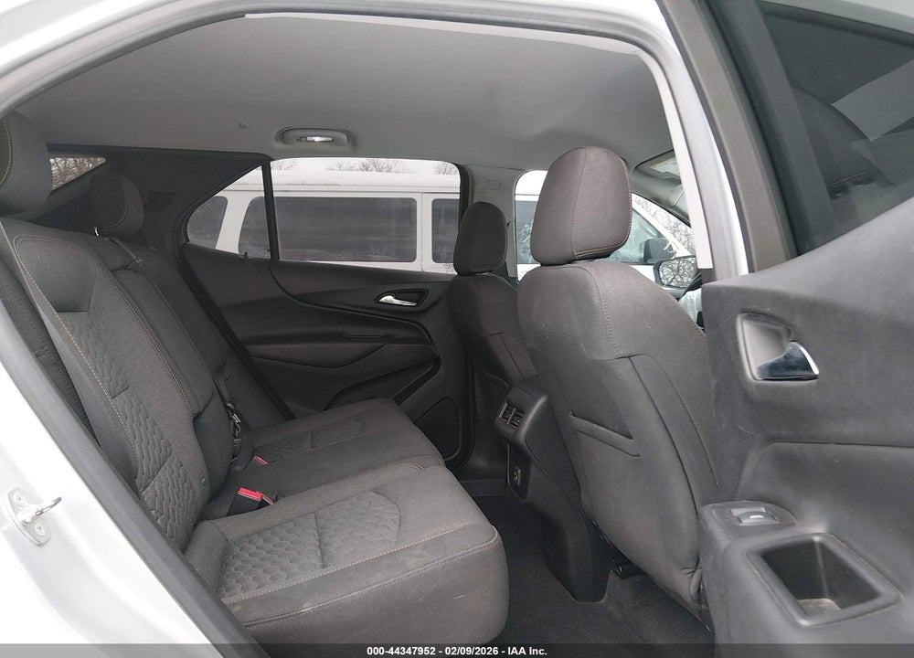 2019 CHEVROLET EQUINOX LT VIN: 2GNAXKEV1K6152242