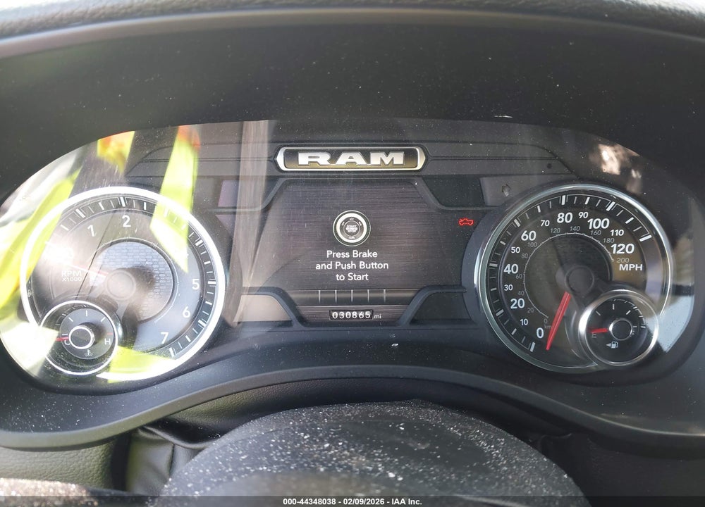 2023 RAM 1500 LAIE  4X4 5'7 BOX VIN: 1C6SRFJT6PN613657