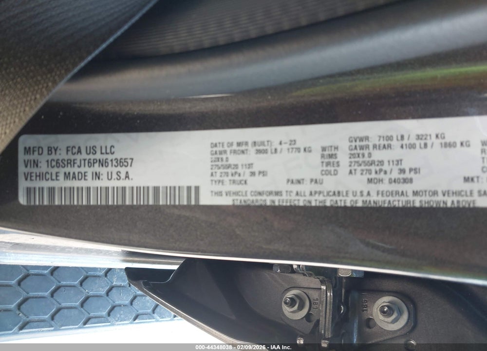 2023 RAM 1500 LAIE  4X4 5'7 BOX VIN: 1C6SRFJT6PN613657