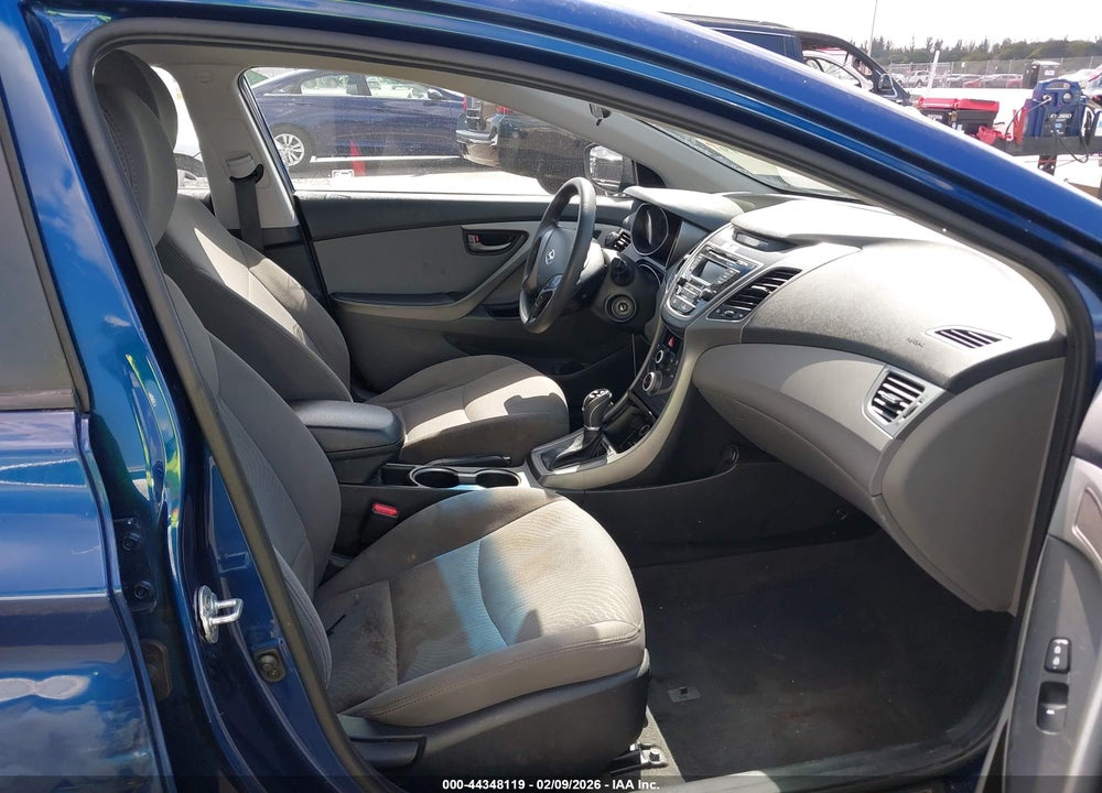 2016 HYUNDAI ELANTRA SE VIN: 5NPDH4AE9GH774594