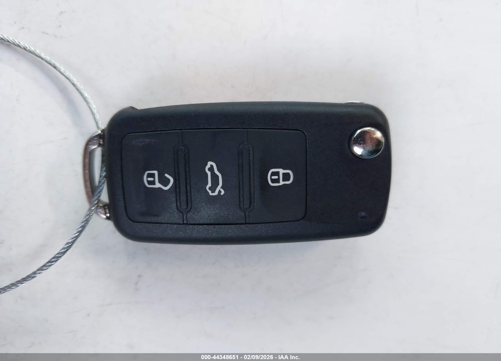 2013 VOLKSWAGEN PASSAT 2.5L SE VIN: 1VWBP7A30DC080200