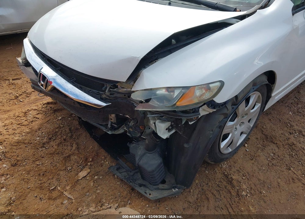2010 HONDA CIVIC LX VIN: 2HGFA1F5XAH565189