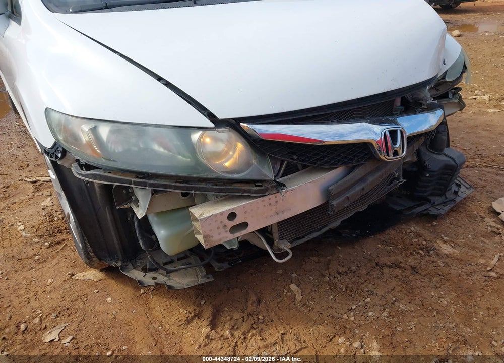 2010 HONDA CIVIC LX VIN: 2HGFA1F5XAH565189