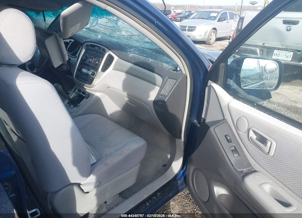 2005 TOYOTA HIGHLANDER VIN: JTEGD21A350106113