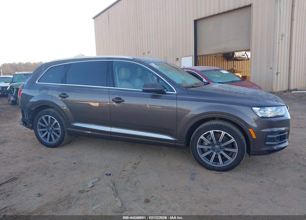 2018 AUDI Q7 3.0T PREMIUM VIN: WA1VAAF74JD000472