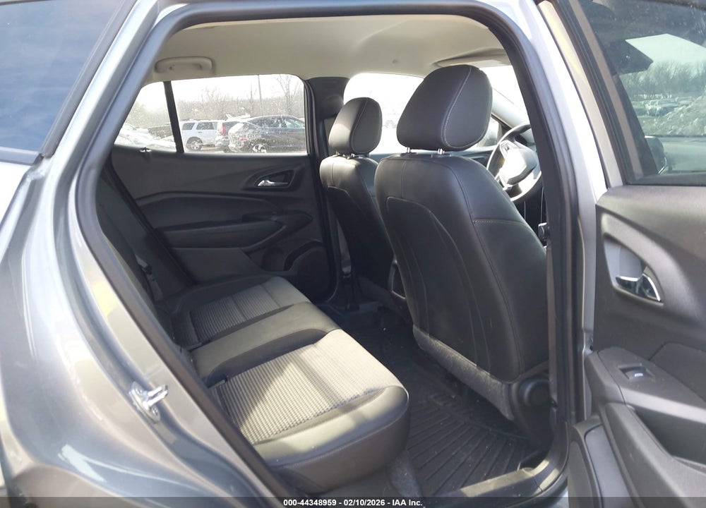 2024 CHEVROLET TRAX FWD LT VIN: KL77LHE28RC222681
