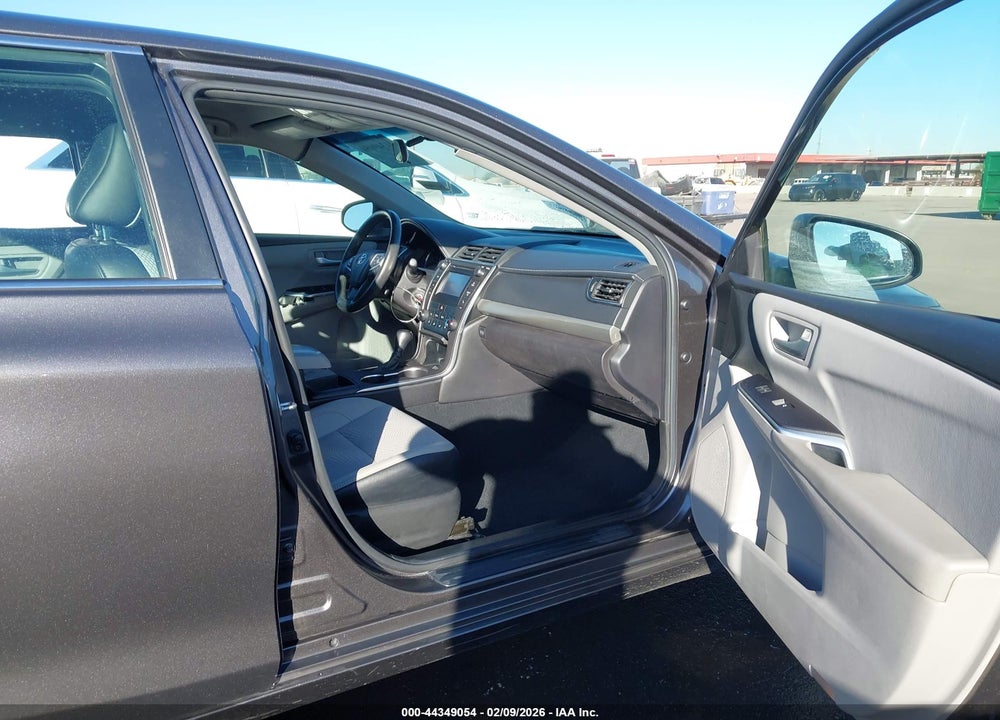 2017 TOYOTA CAMRY SE VIN: 4T1BF1FK6HU425020