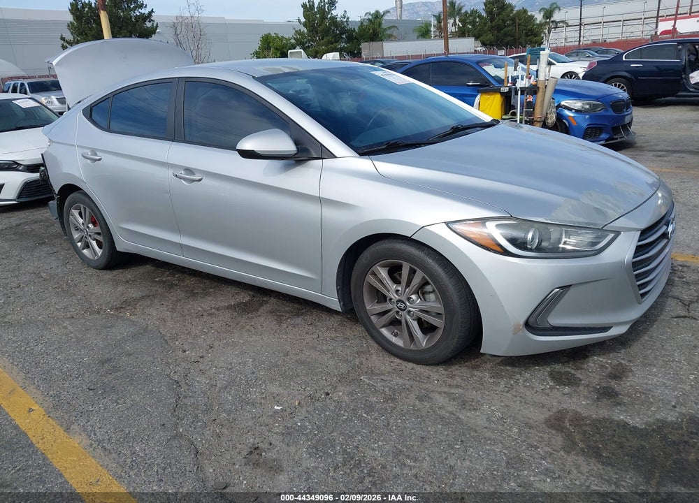 2017 HYUNDAI ELANTRA SE VIN: 5NPD84LF0HH041678