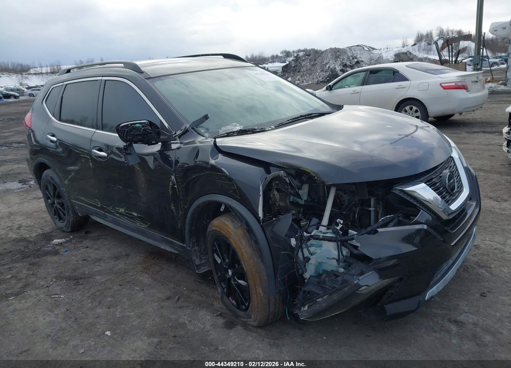 2018 NISSAN ROGUE VIN: 5N1AT2MVXJC753947