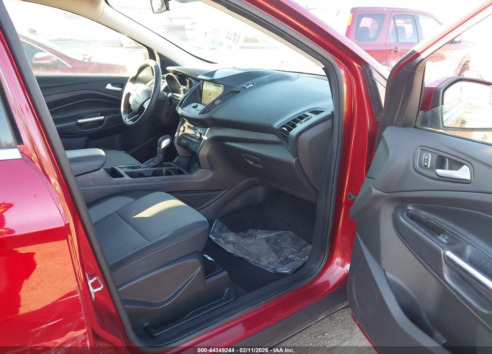 2019 FORD ESCAPE SE VIN: 1FMCU9GD2KUC56811