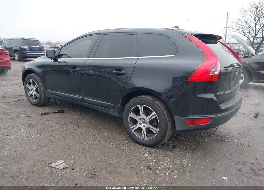 2013 VOLVO XC60 T6 VIN: YV4902DZ5D2407542