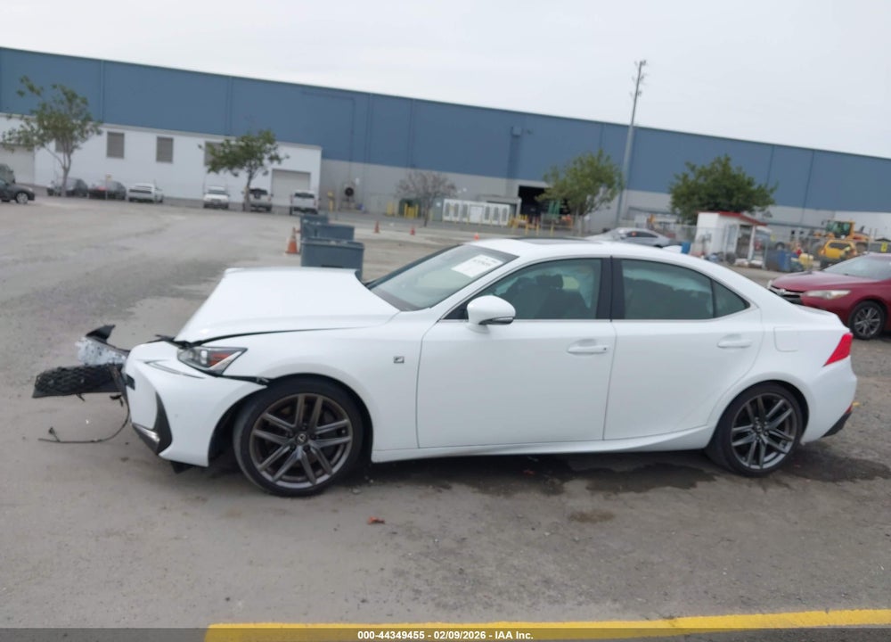 2018 LEXUS IS 300 VIN: JTHBA1D24J5073933