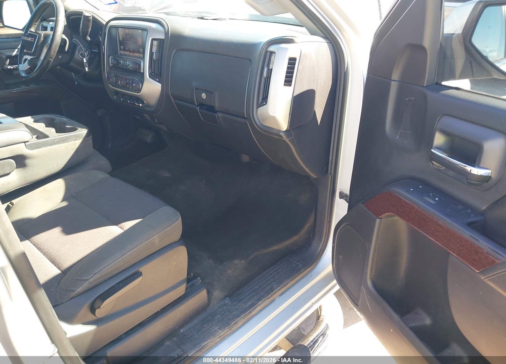 2015 GMC SIERRA 1500 SLE VIN: 1GTR1UECXFZ305654
