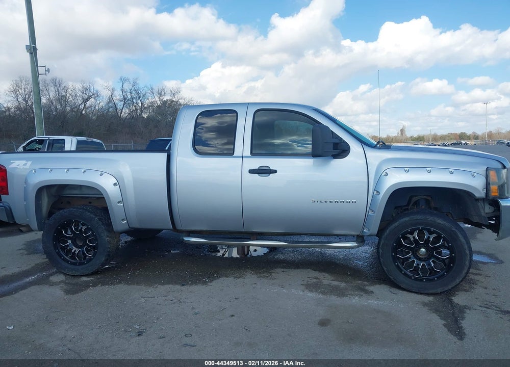 2013 CHEVROLET SILVERADO 1500 LT VIN: 1GCRKSE76DZ346879