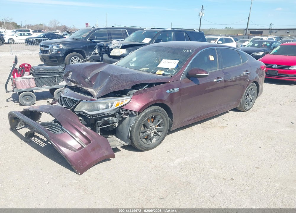 2018 KIA OPTIMA LX VIN: 5XXGT4L32JG181783