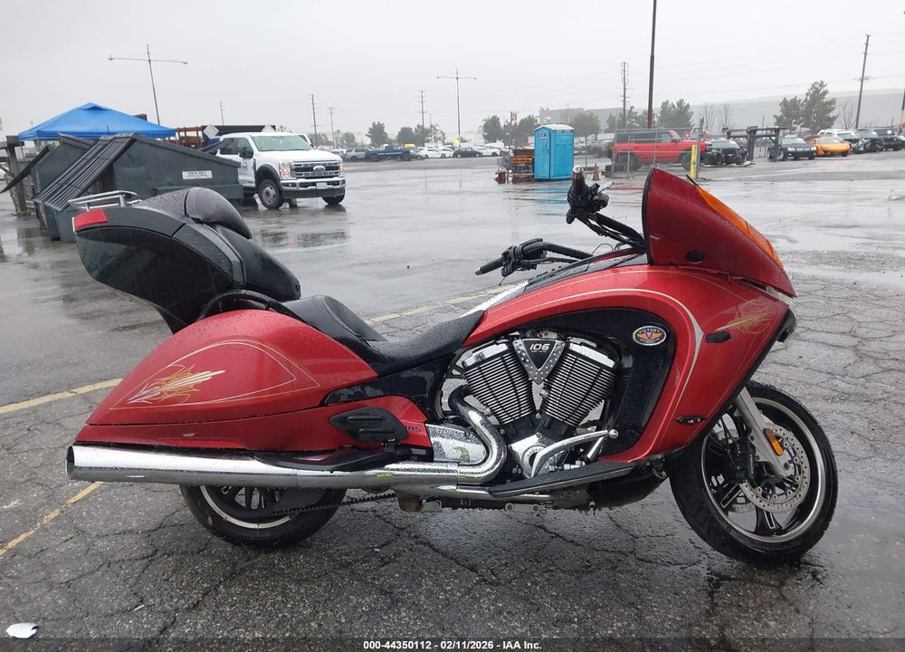 2012 VICTORY MOTORCYCLES VISION TOUR VIN: 5VPSW36N0C3006283