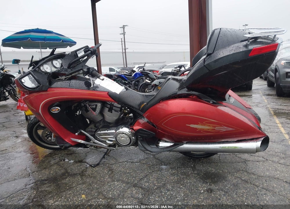2012 VICTORY MOTORCYCLES VISION TOUR VIN: 5VPSW36N0C3006283