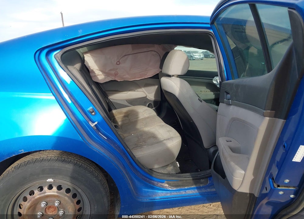 2018 HYUNDAI ELANTRA SE VIN: KMHD74LF9JU478122