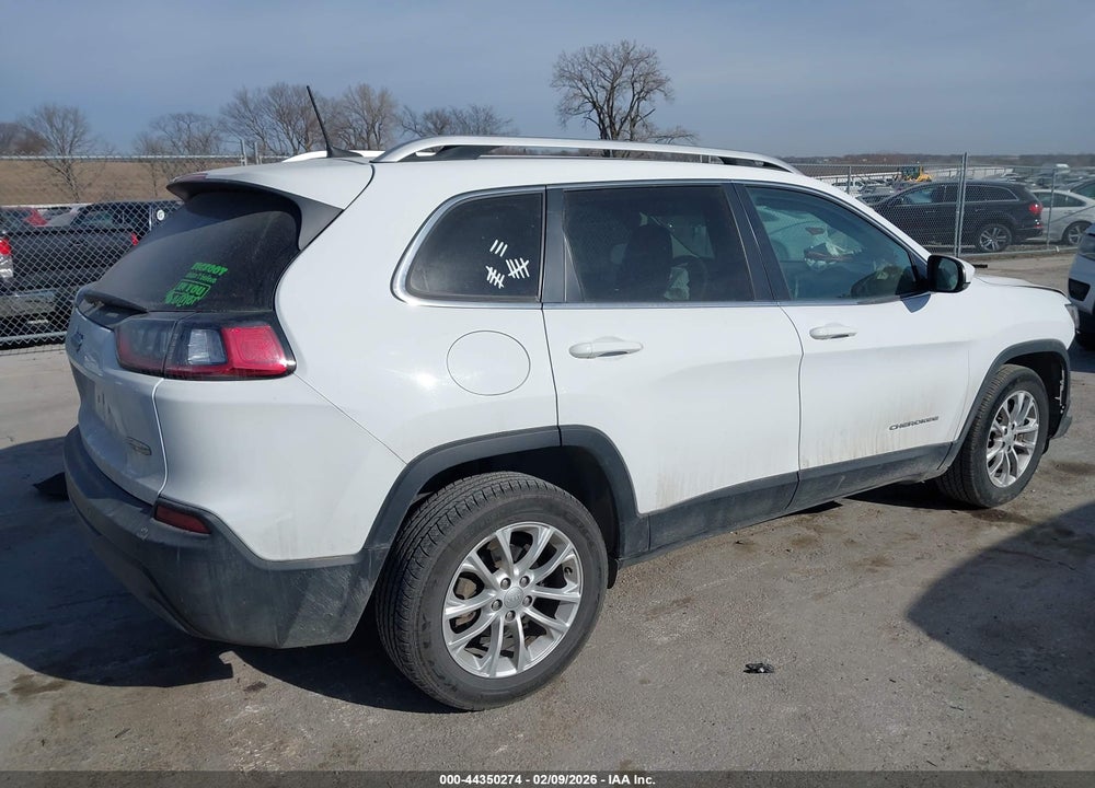 2019 JEEP CHEROKEE LATITUDE FWD VIN: 1C4PJLCB9KD358722