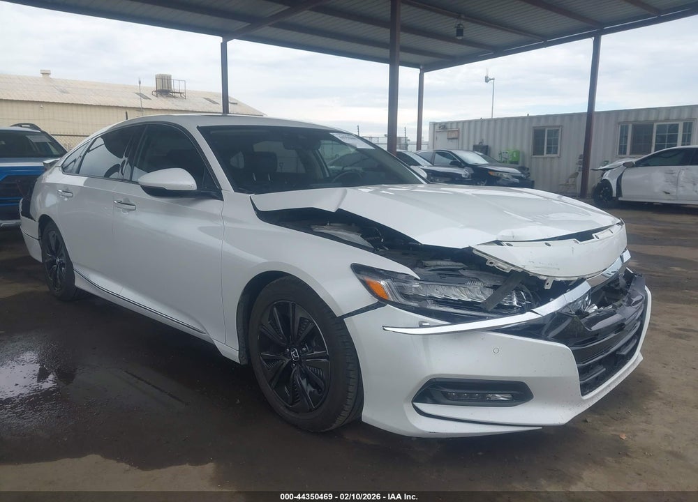 2018 HONDA ACCORD TOURING VIN: 1HGCV1F95JA029761