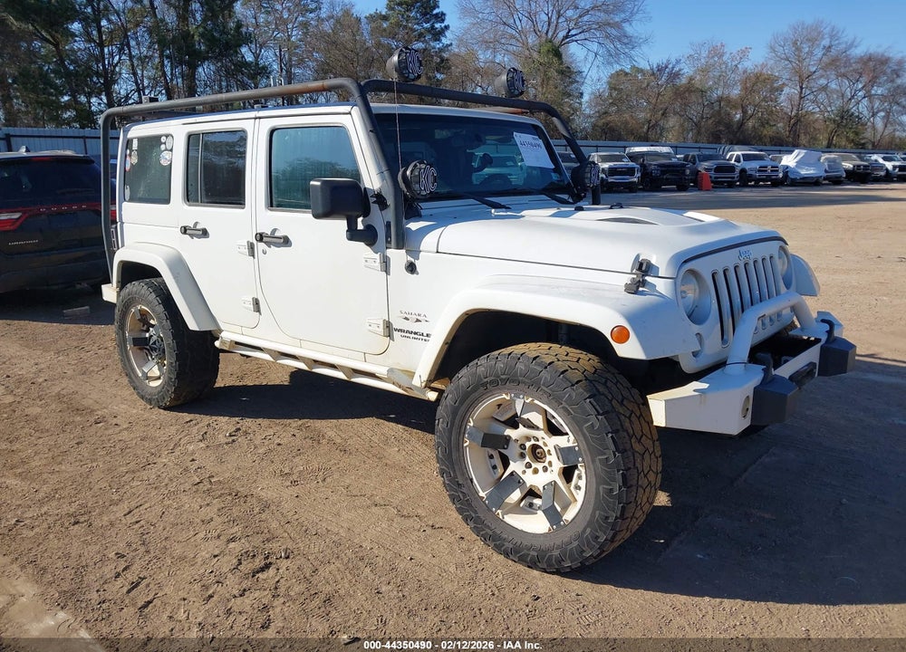 2016 JEEP WRANGLER UNLIMITED SAHARA VIN: 1C4HJWEG6GL114506