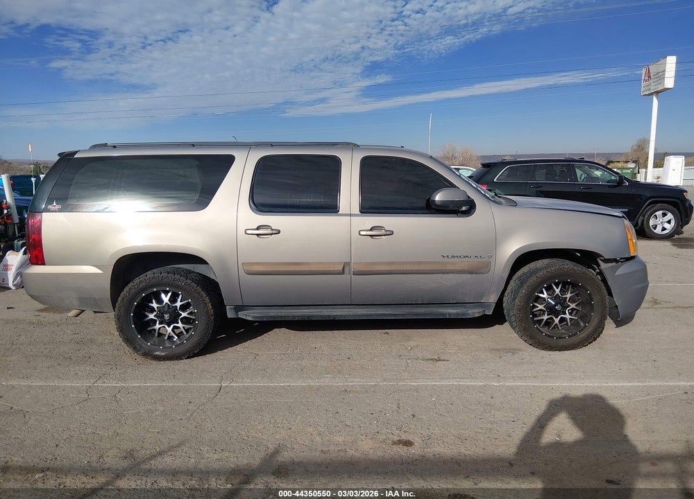 2007 GMC YUKON XL 1500 SLT VIN: 1GKFK16327J233155