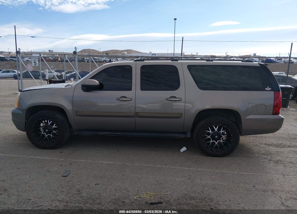 2007 GMC YUKON XL 1500 SLT VIN: 1GKFK16327J233155
