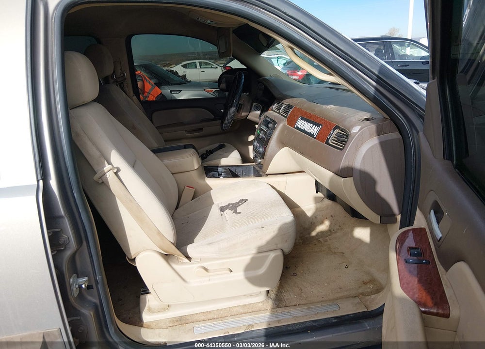 2007 GMC YUKON XL 1500 SLT VIN: 1GKFK16327J233155