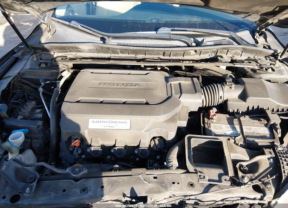 2015 HONDA ACCORD EX-L V-6 VIN: 1HGCR3F87FA015794