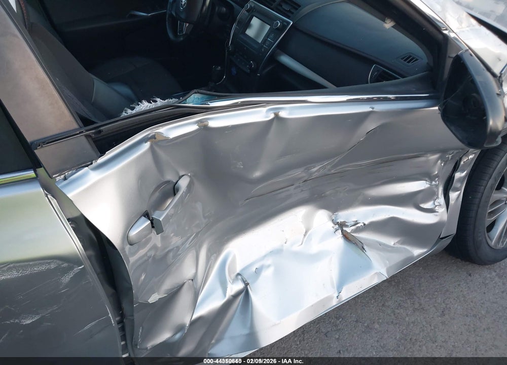 2016 TOYOTA CAMRY SE VIN: 4T1BF1FK3GU183852