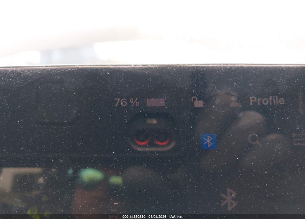 2026 TESLA MODEL Y PREMIUM REAR-WHEEL DRIVE/STANDARD REAR-WHEEL DRIVE VIN: 7SAYGDEDXTF524024