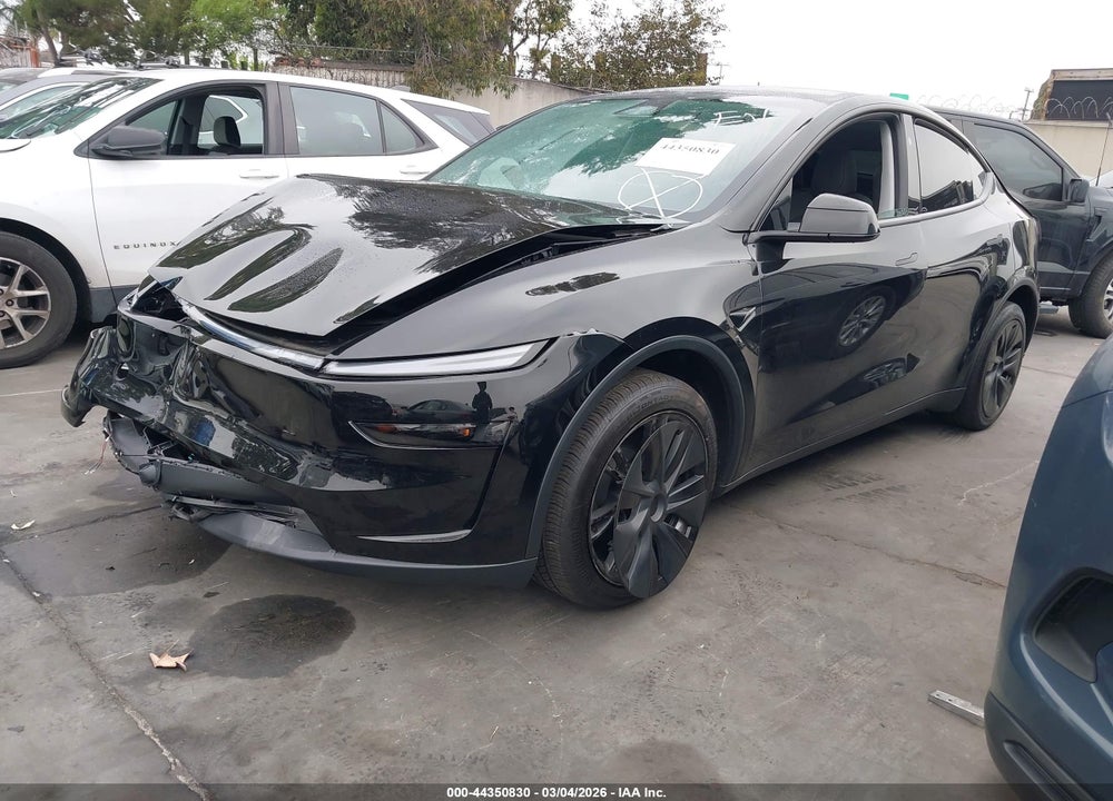 2026 TESLA MODEL Y PREMIUM REAR-WHEEL DRIVE/STANDARD REAR-WHEEL DRIVE VIN: 7SAYGDEDXTF524024