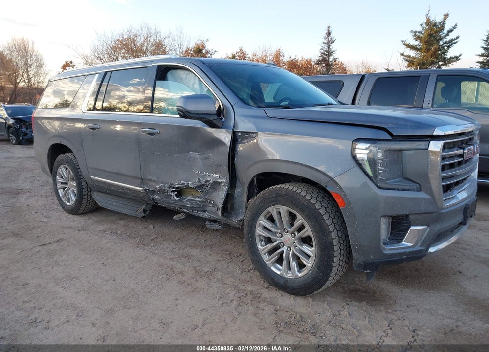 2022 GMC YUKON XL 4WD SLT VIN: 1GKS2GKD0NR109593