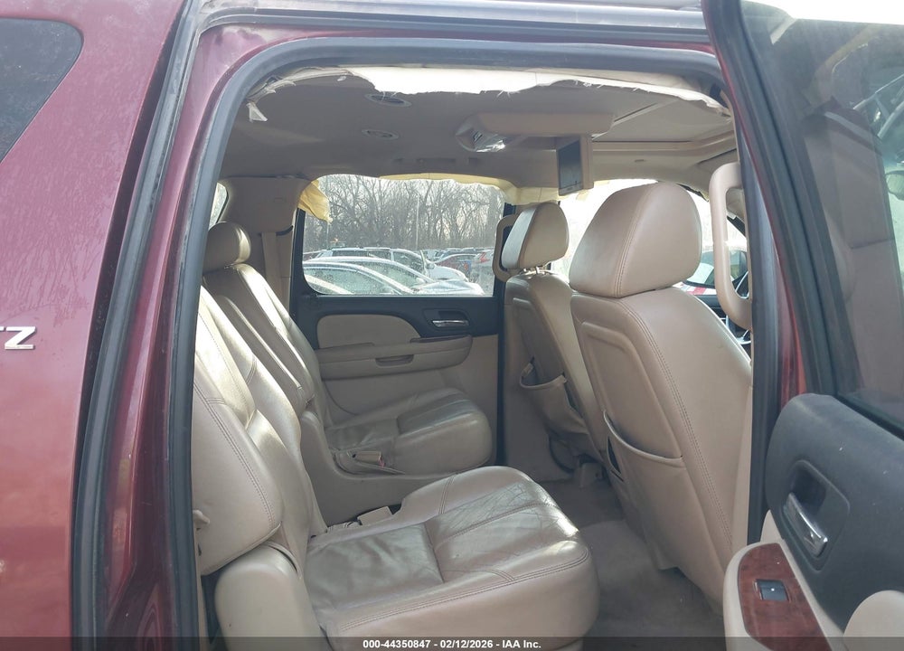 2008 CHEVROLET SUBURBAN 2500 LT VIN: 3GNGK26K18G128274