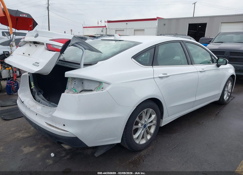 2019 FORD FUSION SE VIN: 3FA6P0HD8KR133823