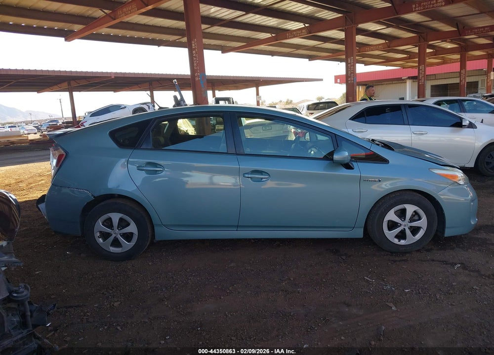 2015 TOYOTA PRIUS THREE VIN: JTDKN3DU0F1880001