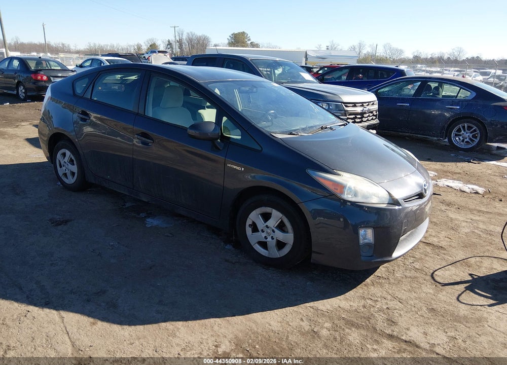 2011 TOYOTA PRIUS TWO VIN: JTDKN3DU1B1404026