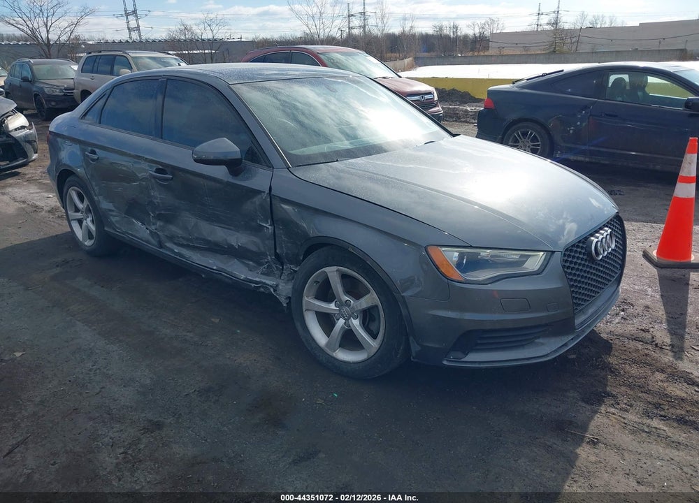 2015 AUDI A3 2.0T PREMIUM VIN: WAUBFGFFXF1098367