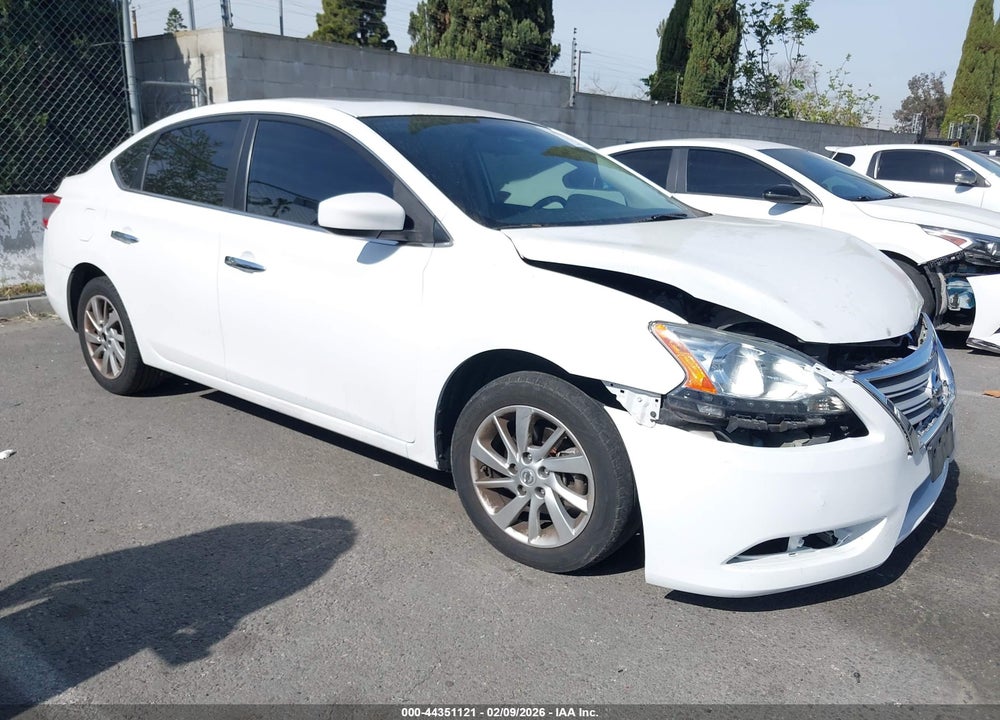 2015 NISSAN SENTRA SV VIN: 3N1AB7APXFY303940