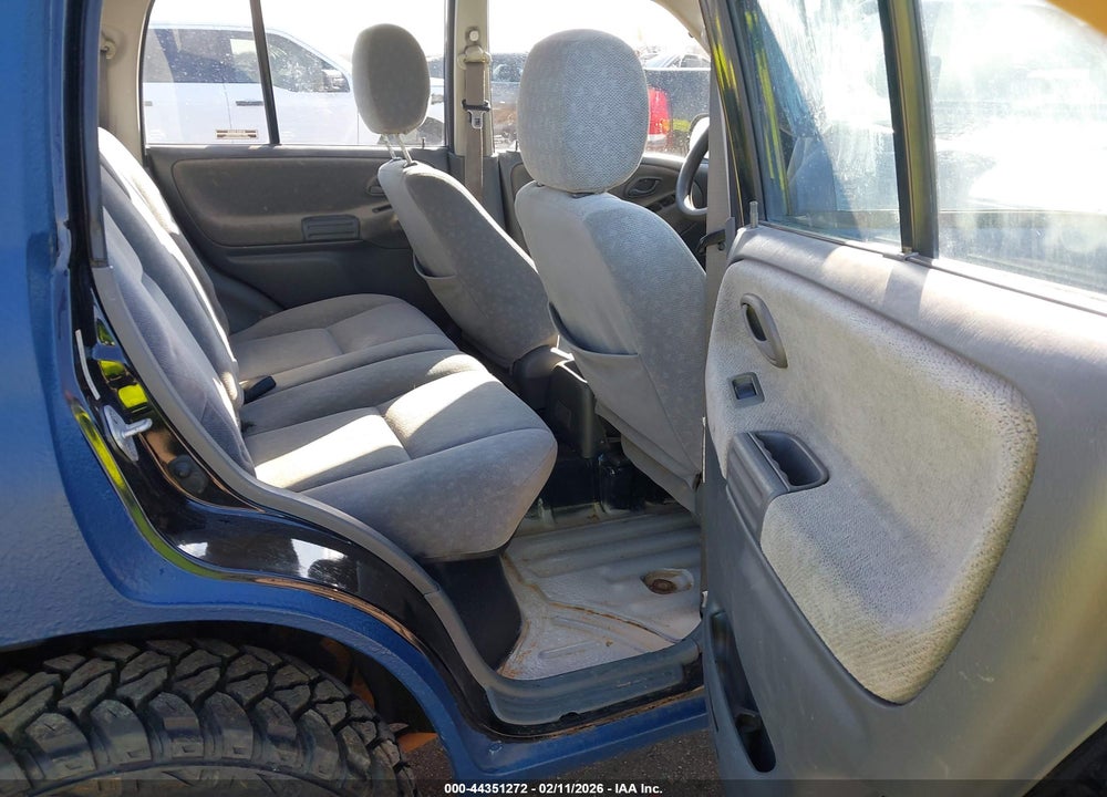 1999 SUZUKI VITARA JX/JX+ VIN: 2S3TD52V4X6107238