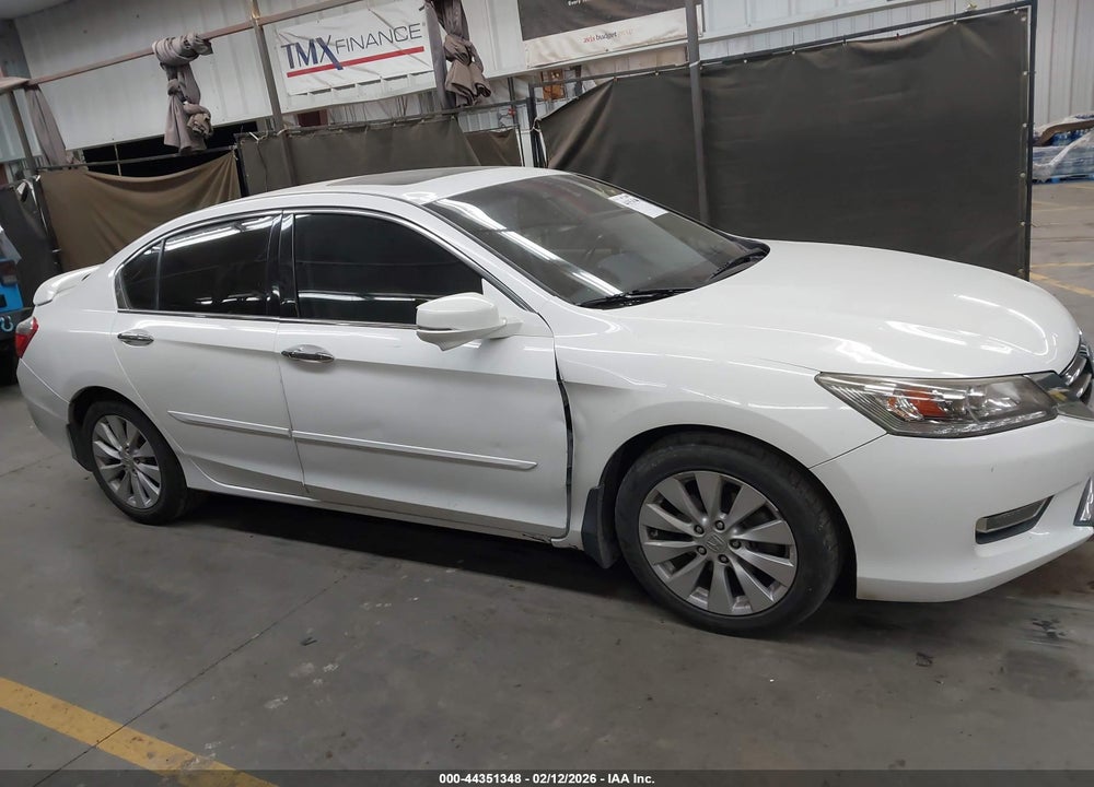 2013 HONDA ACCORD TOURING VIN: 1HGCR3F92DA031715
