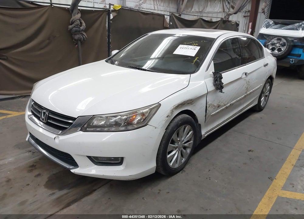 2013 HONDA ACCORD TOURING VIN: 1HGCR3F92DA031715