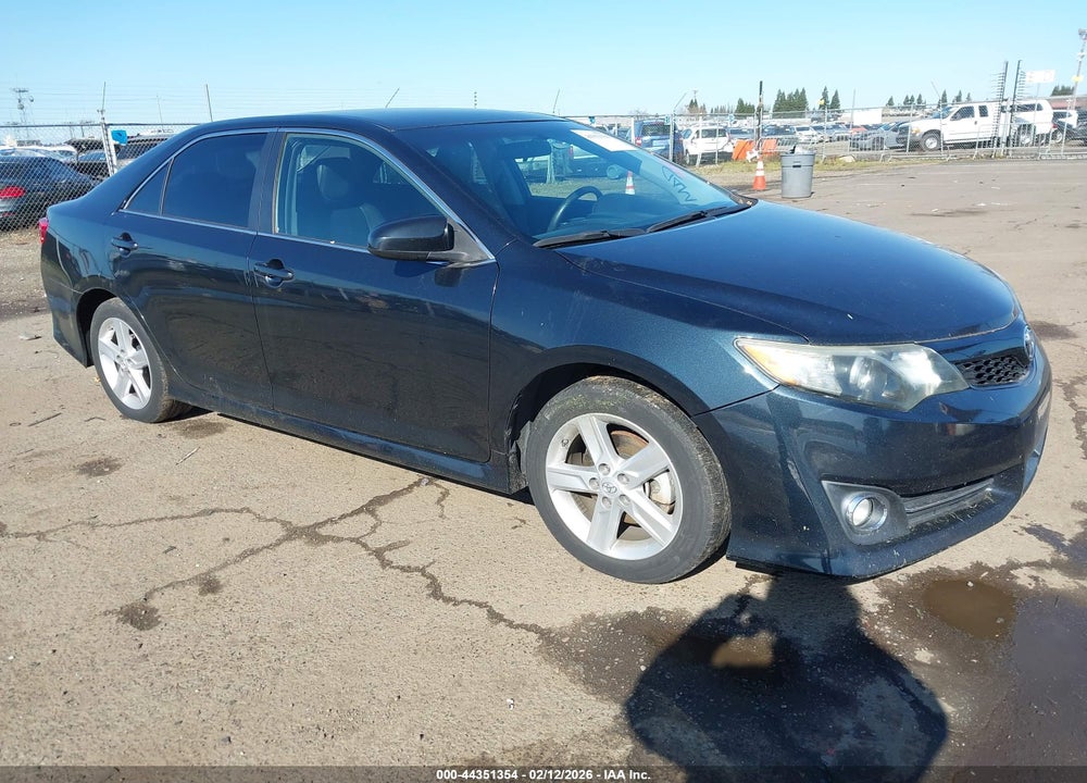 2014 TOYOTA CAMRY SE VIN: 4T1BF1FK7EU303536