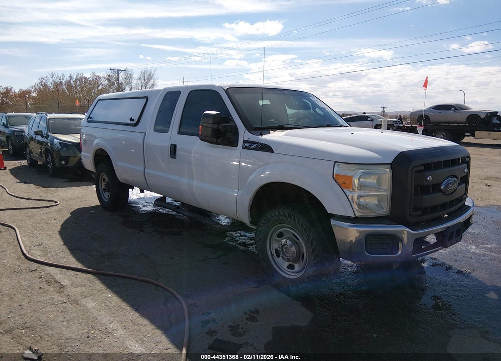 2015 FORD F-350 XL VIN: 1FT7X3B68FEB00047