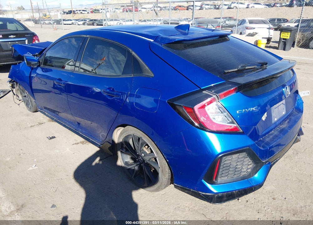2018 HONDA CIVIC SPORT TOURING VIN: SHHFK7H9XJU225561