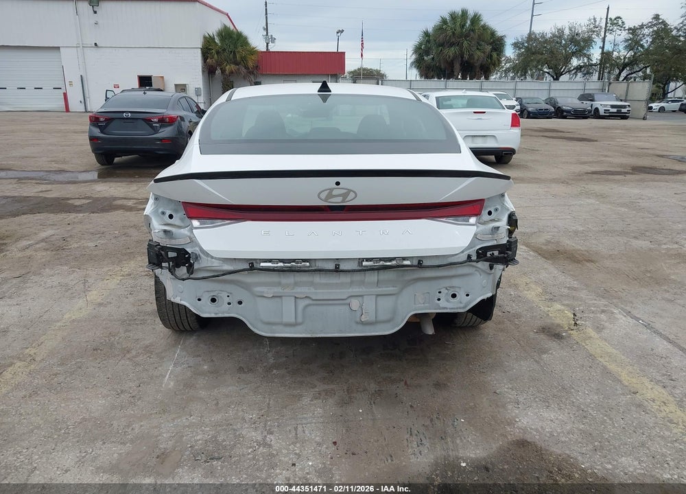 2025 HYUNDAI ELANTRA SEL SPORT VIN: KMHLM4DG9SU866934